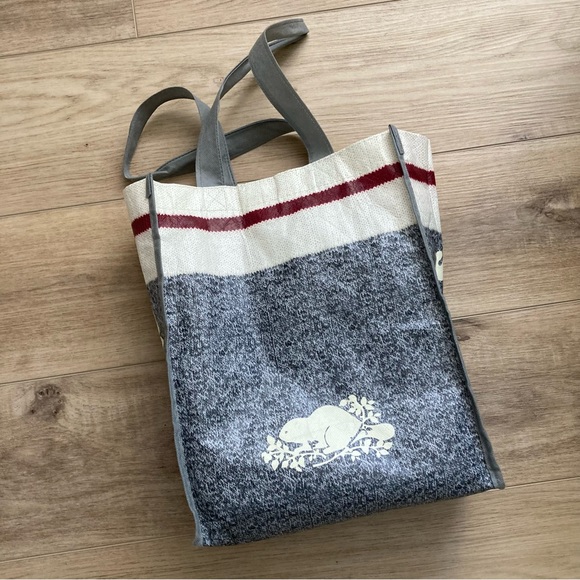 ROOTS Bag - Picture 6 of 12